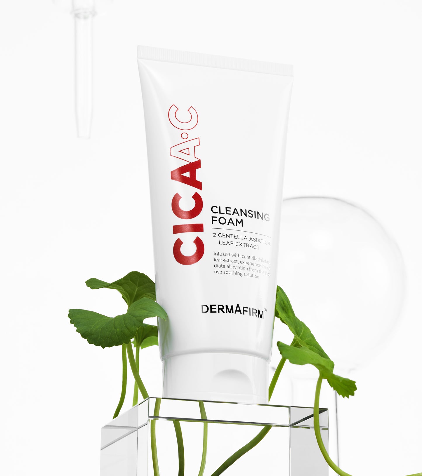 Пінка для вмивання з екзосомами Центелли Азіатської / DermAfirm CICA A.C Cleasing Foam 150 g