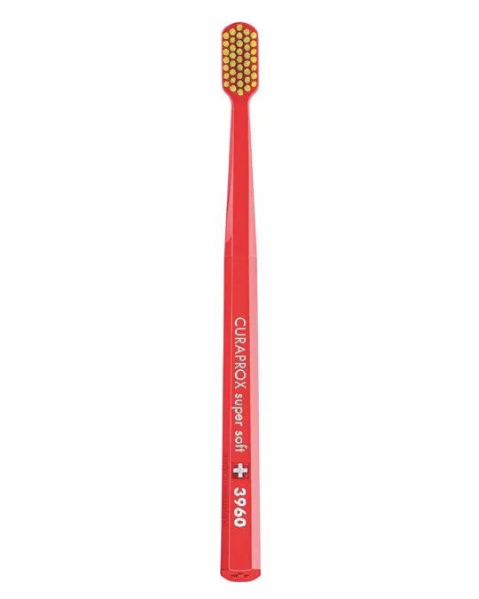 Зубна щітка Curaprox Super Soft, d 0,12 мм (середня жорсткість із серії)