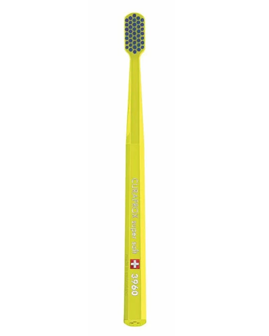 Зубна щітка Curaprox Super Soft, d 0,12 мм (середня жорсткість із серії)
