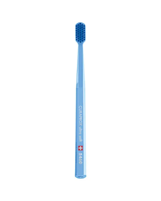 Зубна щітка Curaprox Ultra Soft, d 0,10 мм (найбільш мʼяка із серії)