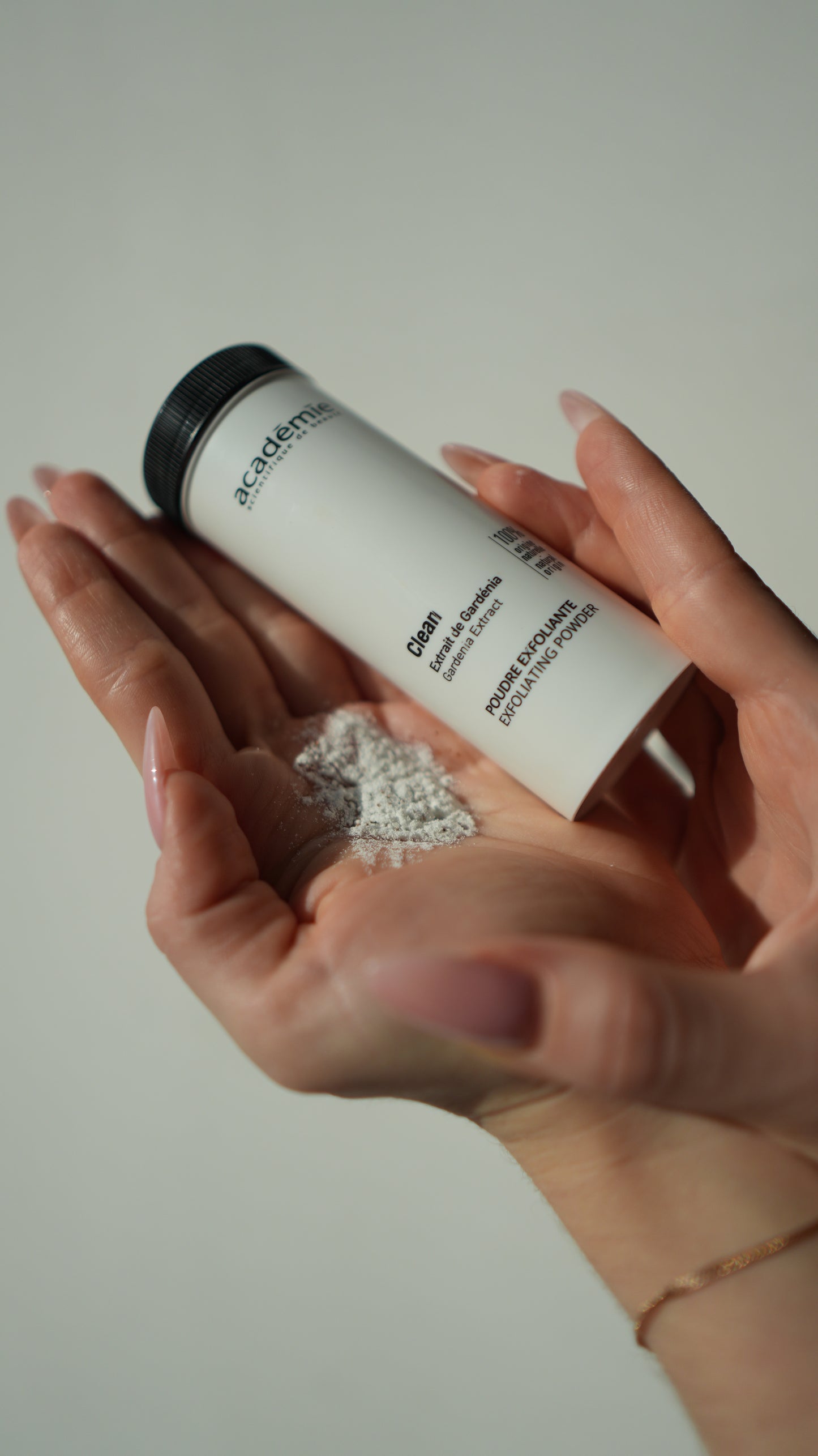 Ензимна пудра для ексфоліації, шейкер