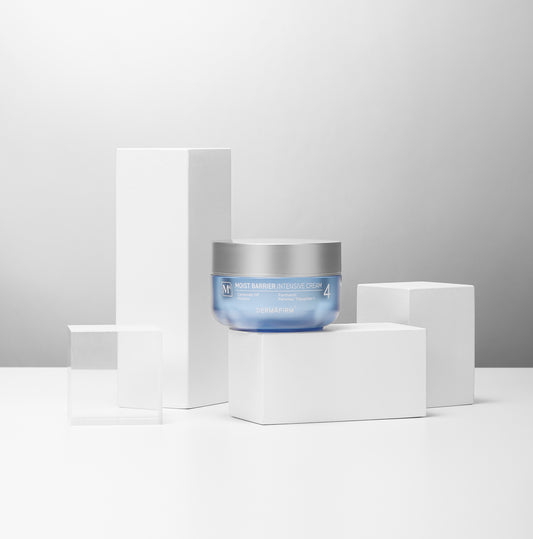 Зволожуючий крем з 6 видами гіалуронової кислоти / Moist Barrier Intensive Cream M4 50 ml